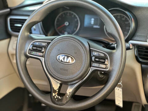2016 Kia Optima LX