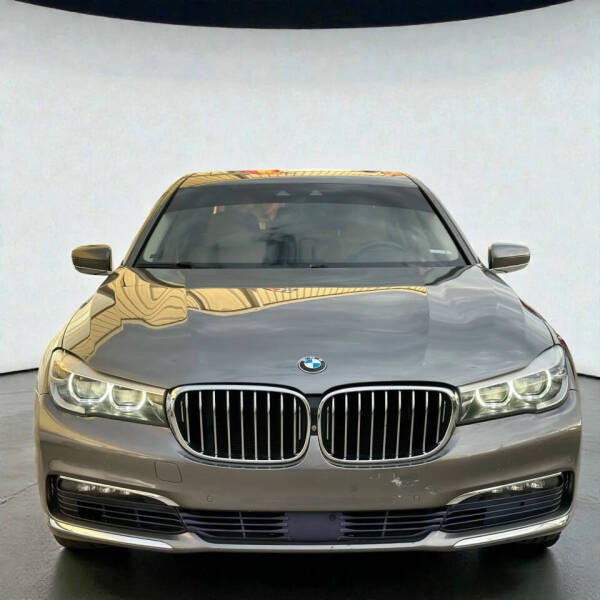 2016 BMW 7 Series 740i