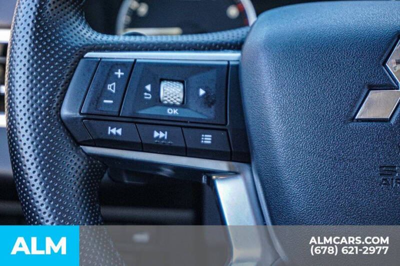 2025 Mitsubishi Outlander SE