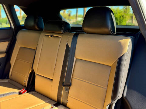 2022 Volkswagen Atlas Cross Sport V6 SE