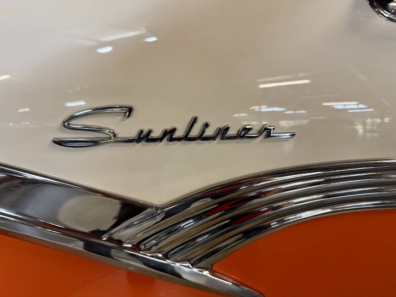 1956 Ford Sunliner