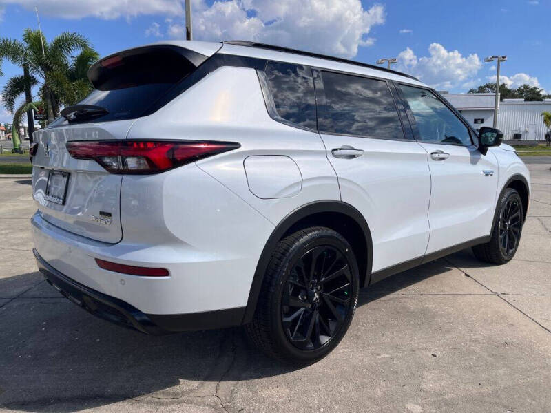 2025 Mitsubishi Outlander PHEV SEL Black Edition