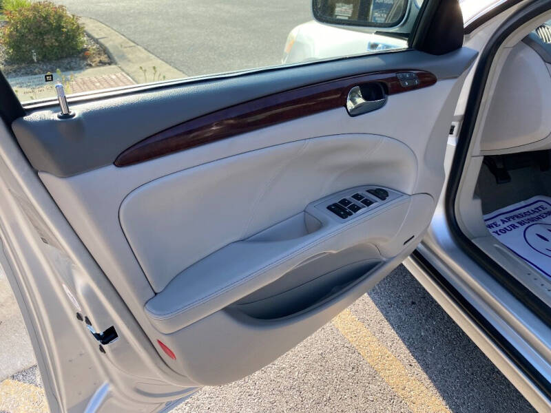 2011 Buick Lucerne CXL Premium