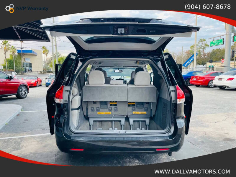 2014 Toyota Sienna