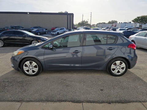 2016 Kia Forte5 LX