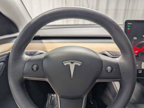 2025 Tesla Model Y Long Range