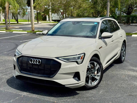 2021 Audi e-tron quattro Premium
