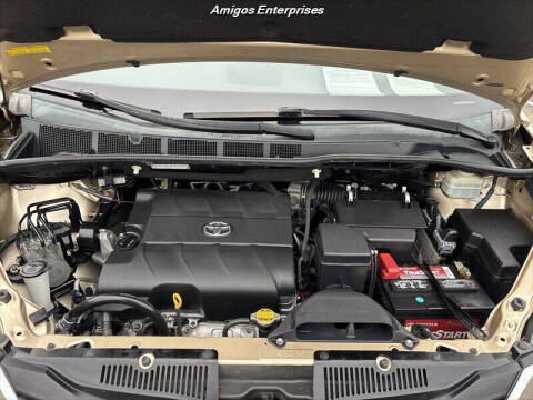 2012 Toyota Sienna