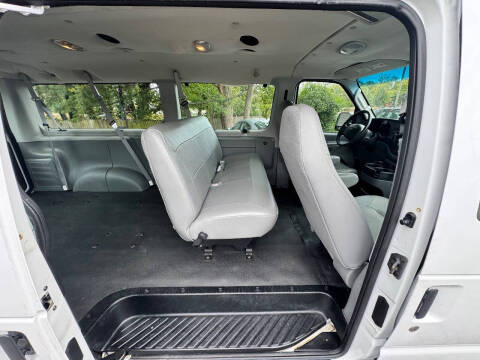 2006 Ford E-Series E-350 SD XL