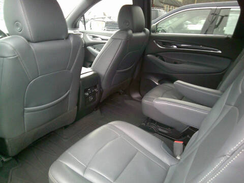 2023 Buick Enclave Essence