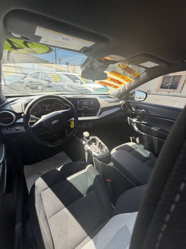 2024 Chevrolet Trax RS