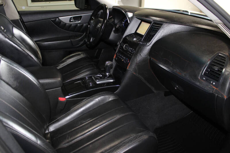 2012 Infiniti FX35