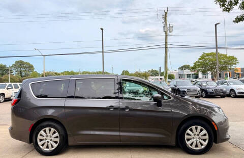 2019 Chrysler Pacifica L