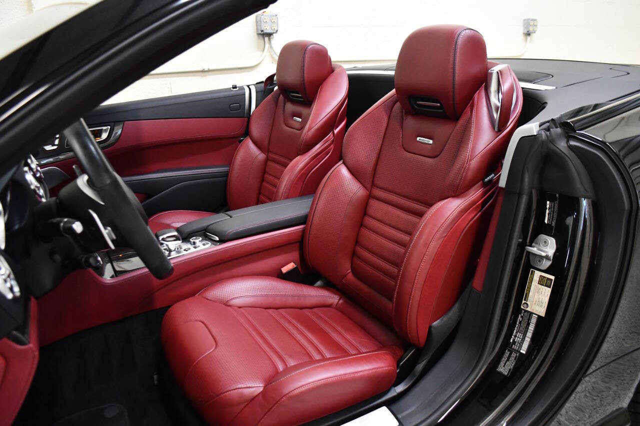 2013 Mercedes Benz SL 63 AMG photo 2