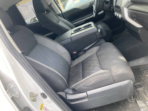 2014 Toyota Tundra SR5