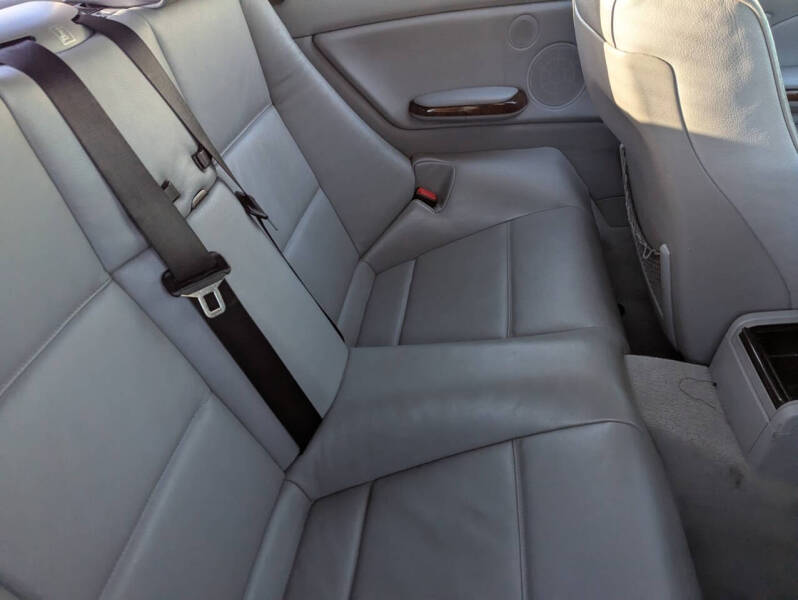 2002 BMW 3 Series 325Ci