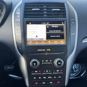 2017 Lincoln MKC Select