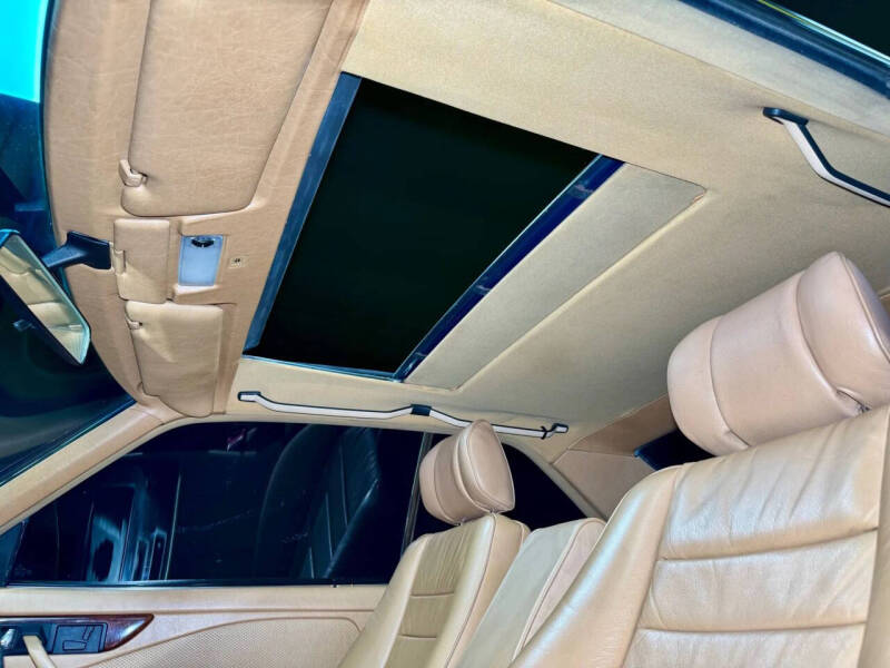 1982 Mercedes-Benz 380-Class 380 SEC