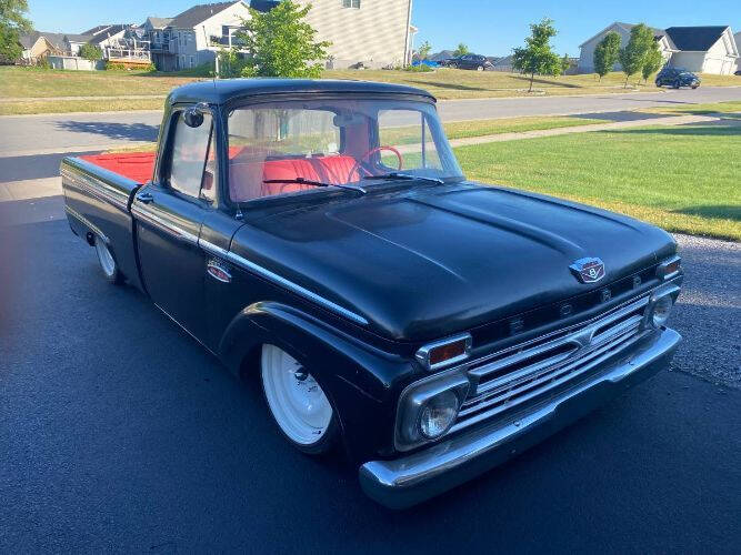 1965 Ford F-100