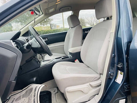 2014 Nissan Rogue Select S