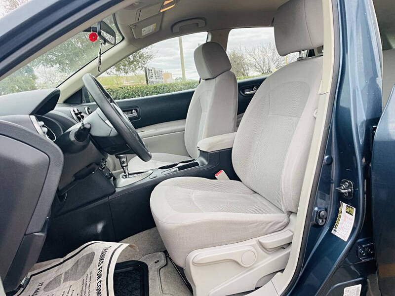 2014 Nissan Rogue Select S