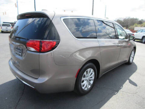 2018 Chrysler Pacifica Touring Plus