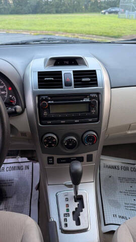 2012 Toyota Corolla LE