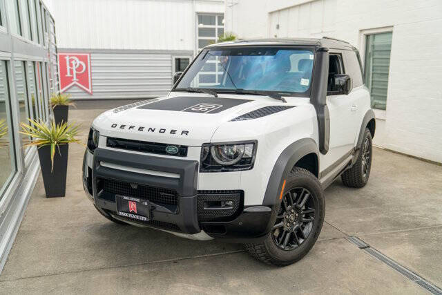 2022 Land Rover Defender 3