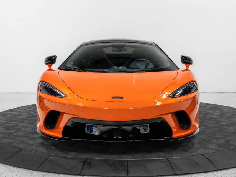2023 McLaren GT