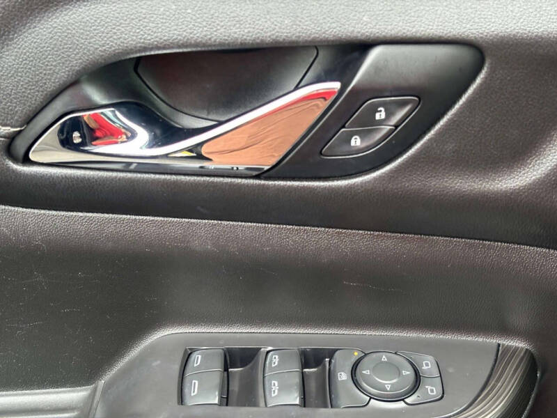 2020 GMC Acadia SLT