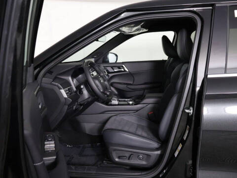 2026 Mitsubishi Outlander LE
