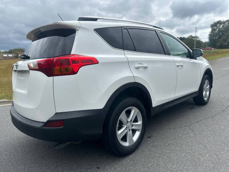 2013 Toyota RAV4 XLE