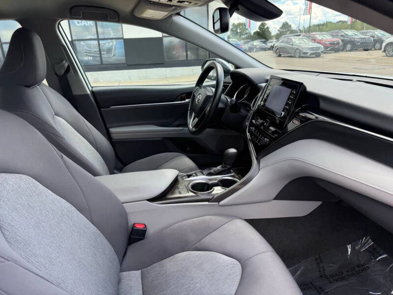 2021 Toyota Camry LE