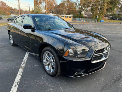 2013 Dodge Charger for sale at Premium Motors in Saint Louis MO