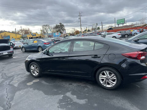 2020 Hyundai Elantra SEL