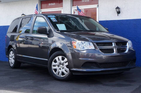 2020 Dodge Grand Caravan SE