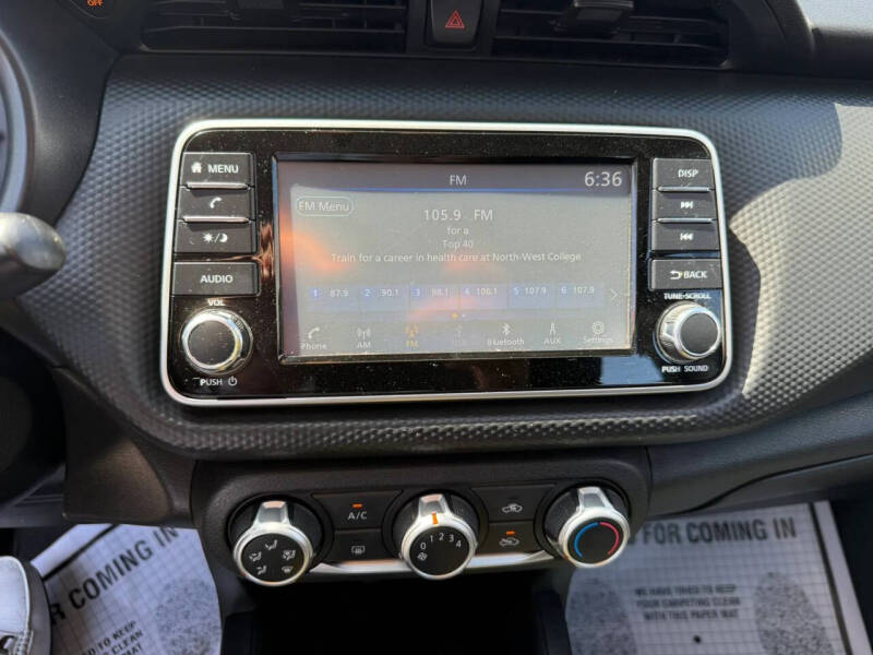 2021 Nissan Kicks S