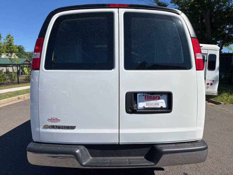 2020 Chevrolet Express 2500