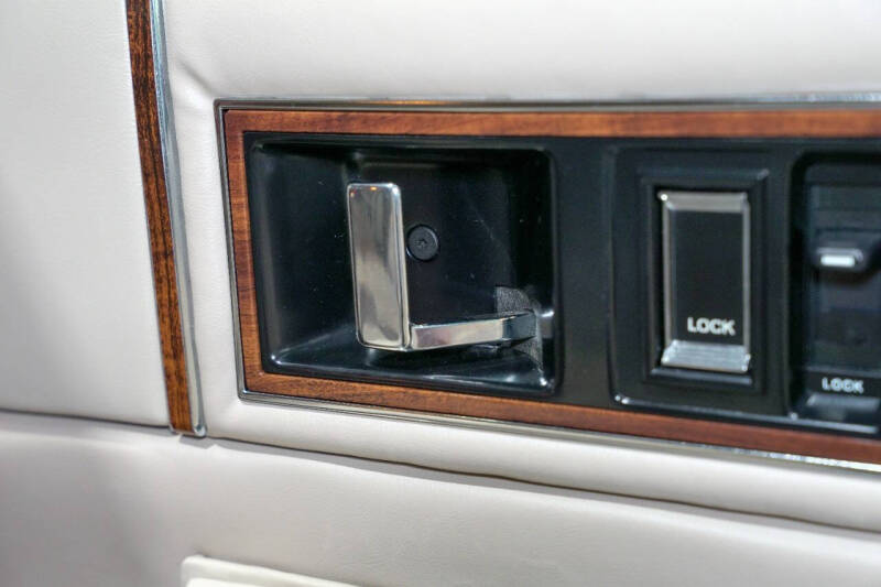 1992 Cadillac DeVille