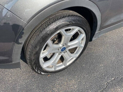 2019 Ford Escape Titanium