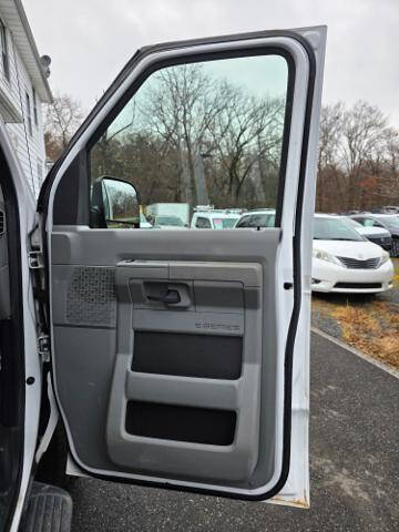 2013 Ford E-Series E-250