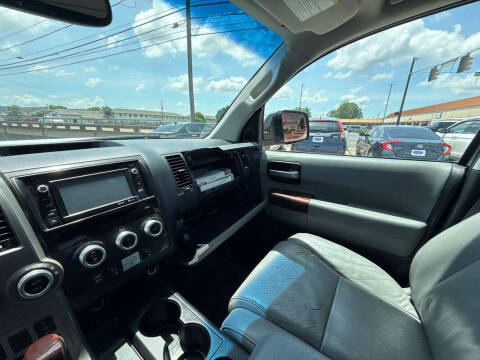 2014 Toyota Sequoia Platinum