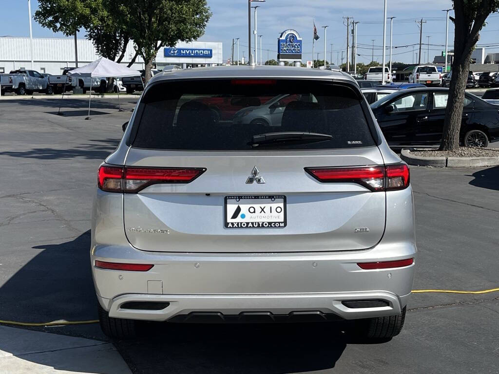 2024 Mitsubishi Outlander for sale at Axio Auto Boise in Boise, ID