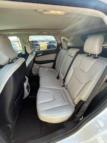 2018 Ford Edge Titanium