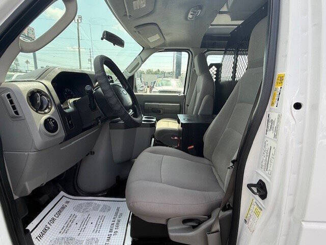 2014 Ford E-Series E-150