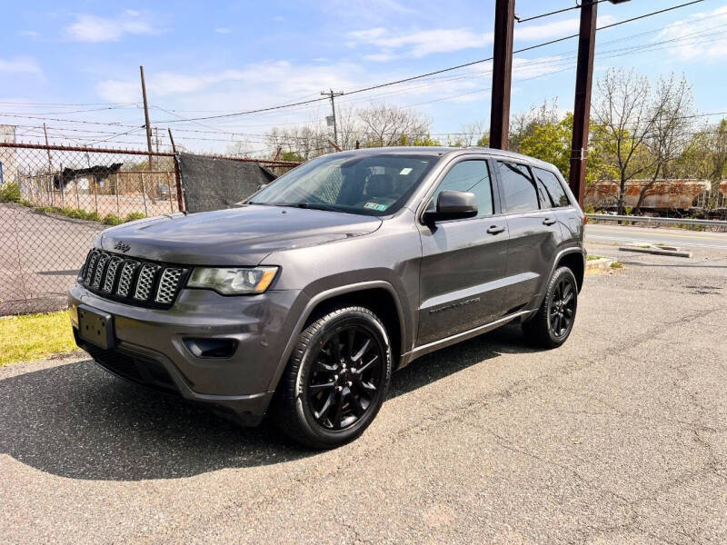 2017 Jeep Grand Cherokee Laredo