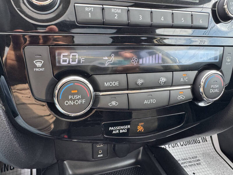 2015 Nissan Rogue