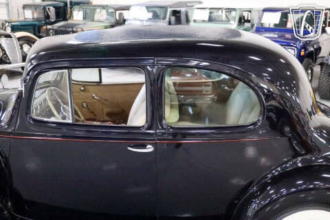 1938 Packard Super Eight