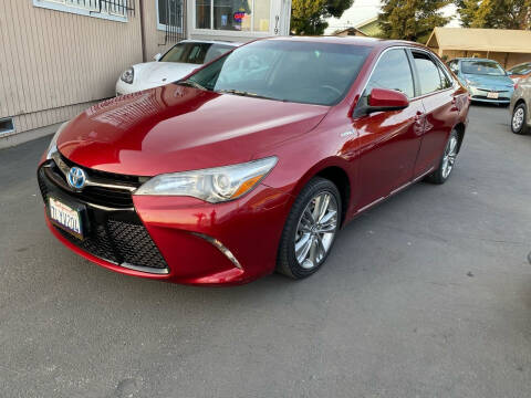 2015 Toyota Camry Hybrid for sale at Ronnie Motors LLC in San Jose CA