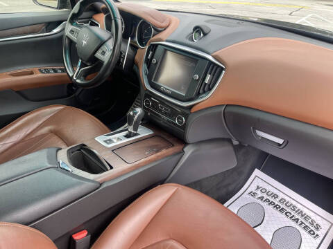 2016 Maserati Ghibli S